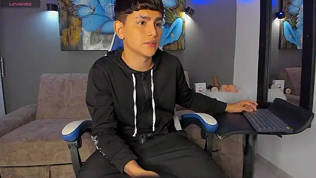 Lyam ap online show from March 13, 2026, 5:45 am