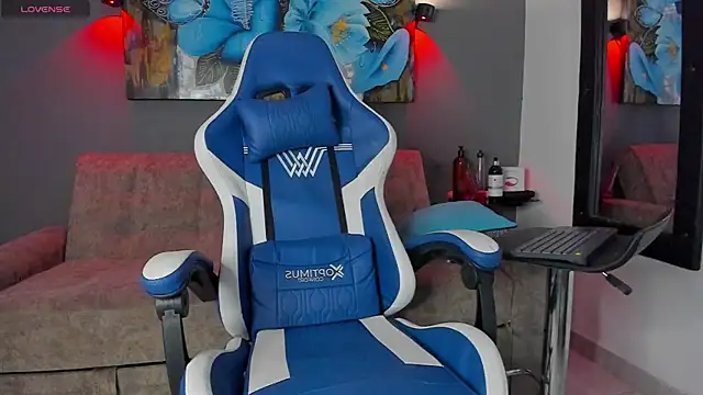 Snapshot of Lyam_ap chatting on February 8, 2026, 11:35 pm Lyam ap online show from February 8, 2026, 11:35 pm