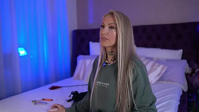 MazeSin online show from February 16, 2026, 5:11 pm