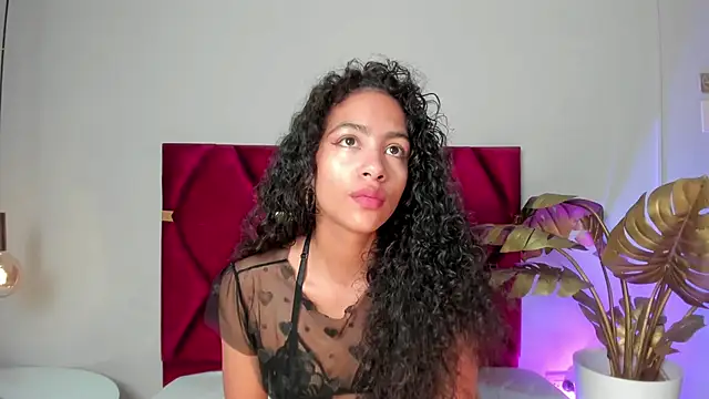 AntonellaHall  online show from September 30, 2025, 12:11 pm