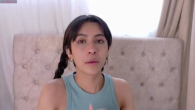 Alyssa jones online show from December 2, 2025, 2:08 pm