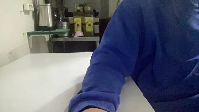 alarasissy online show from November 5, 2025, 2:20 pm