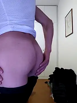 Snapshot of maratara chatting on January 17, 2025, 9:17 pm maratara online show from January 17, 2025, 9:17 pm