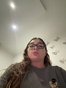 AntonellaAlondra4 online show from May 31, 2026, 2:28 am