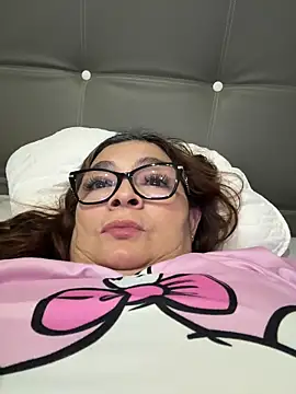 AntonellaAlondra4 online show from June 5, 2026, 3:11 am