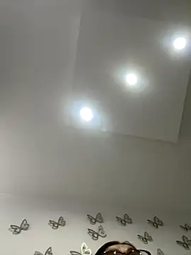 AntonellaAlondra4 online show from November 30, 2025, 9:26 pm