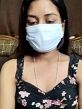 Snapshot of its_sophiaa chatting on January 15, 2025, 3:50 pm its sophiaa online show from January 15, 2025, 3:50 pm