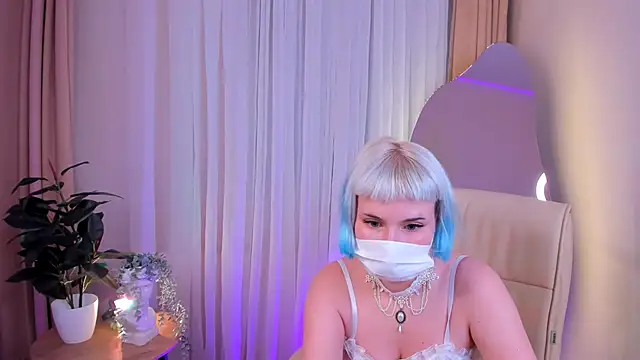 Snapshot of Pieris_Lisa chatting on January 8, 2025, 8:49 am Pieris Lisa online show from January 8, 2025, 8:49 am