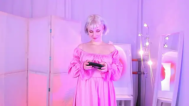 Snapshot of Pieris_Lisa chatting on January 20, 2025, 1:53 pm Pieris Lisa online show from January 20, 2025, 1:53 pm