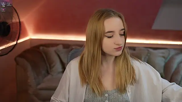 Tess LovelyWest online show from January 27, 2025, 7:56 pm