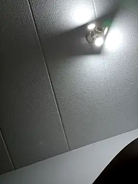 slimcate91 online show from April 30, 2026, 6:53 am