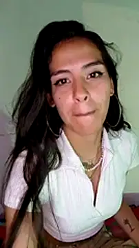 Snapshot of Alisson_420 chatting on January 17, 2025, 4:17 am Alisson 420 online show from January 17, 2025, 4:17 am
