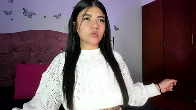 Snapshot of DesireSweet chatting on December 18, 2025, 11:03 am DesireSweet online show from December 18, 2025, 11:03 am