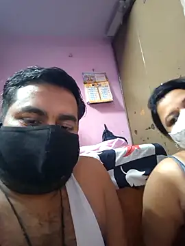 Snapshot of bobbyronak chatting on September 10, 2025, 10:14 am bobbyronak online show from September 10, 2025, 10:14 am