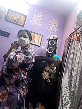 Snapshot of bobbyronak chatting on October 21, 2025, 11:53 am bobbyronak online show from October 21, 2025, 11:53 am