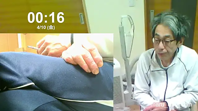 mama010-chan online show from April 9, 2026, 3:18 pm