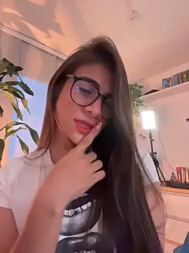 MariaIsabella8 online show from March 28, 2026, 10:44 pm