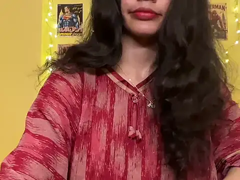 Divyaa69 online show from July 19, 2026, 7:43 pm