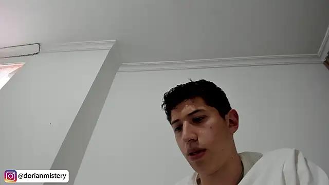 Dorianmistery2322  online show from February 18, 2026, 8:49 pm