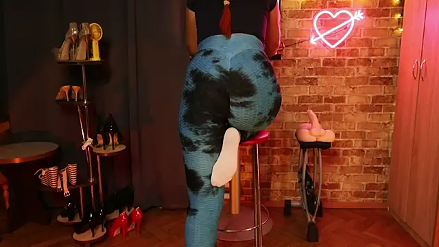 JosephinaBlack online show from July 28, 2026, 2:41 am