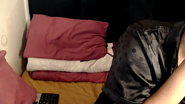 Busty-Londie online show from November 8, 2025, 3:32 am