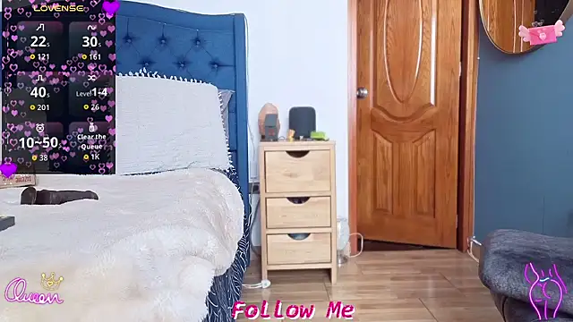 Snapshot of QueenYsuRey chatting on January 14, 2026, 3:04 pm QueenYsuRey online show from January 14, 2026, 3:04 pm