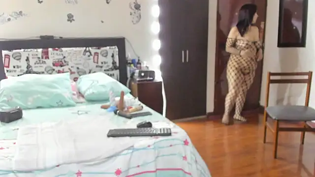 Rachell 111 online show from February 6, 2026, 12:12 pm