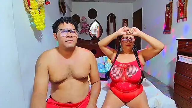 Snapshot of rosi_pamela chatting on March 14, 2026, 8:48 pm rosi pamela online show from March 14, 2026, 8:48 pm