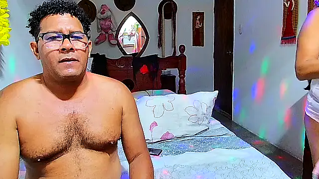 Snapshot of rosi_pamela chatting on January 17, 2026, 2:59 am rosi pamela online show from January 17, 2026, 2:59 am