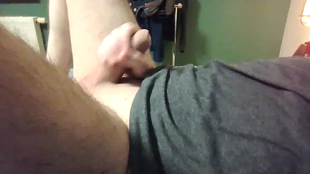 brtbrlss online show from October 31, 2025, 4:53 am