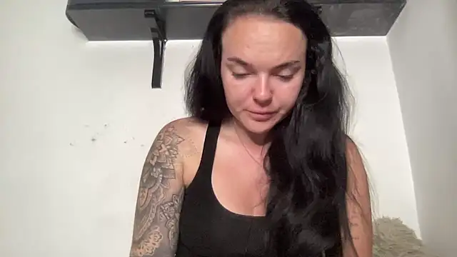 yorkshiregal online show from October 9, 2025, 6:03 am