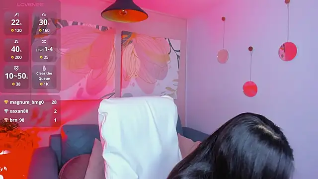 Snapshot of MiaDlucca chatting on March 7, 2025, 12:37 am MiaDlucca online show from March 7, 2025, 12:37 am