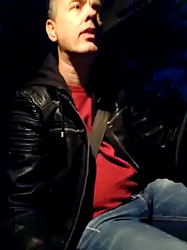 Hectorthyssen1 online show from November 5, 2025, 4:43 pm