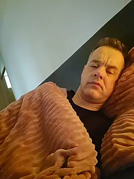 Hectorthyssen1 online show from February 21, 2026, 7:54 am