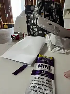 Snapshot of 69vivian chatting on December 7, 2024, 3:36 pm 69vivian online show from December 7, 2024, 3:36 pm