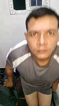 Snapshot of miketripi420 chatting on April 11, 2026, 6:21 am miketripi420 online show from April 11, 2026, 6:21 am