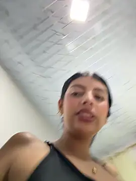 Snapshot of Baby_Niels chatting on January 31, 2026, 11:03 pm Baby Niels online show from January 31, 2026, 11:03 pm