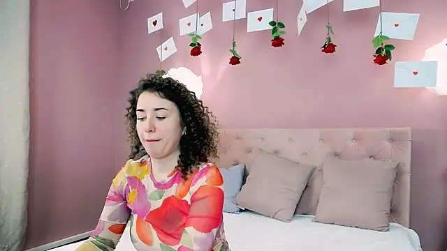 LeonnaJones online show from February 14, 2025, 12:25 pm