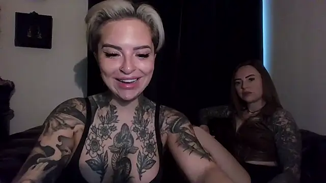 Alexandersonxo online show from December 21, 2025, 9:22 am