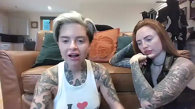 Alexandersonxo online show from November 18, 2025, 9:12 am