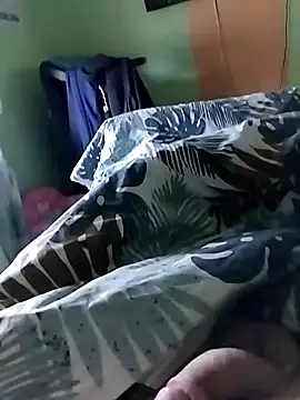 Snapshot of ChiefAlley4 chatting on April 13, 2026, 12:20 pm ChiefAlley4 online show from April 13, 2026, 12:20 pm