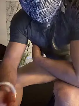 Snapshot of mikemacluffy chatting on March 18, 2025, 7:01 pm mikemacluffy online show from March 18, 2025, 7:01 pm