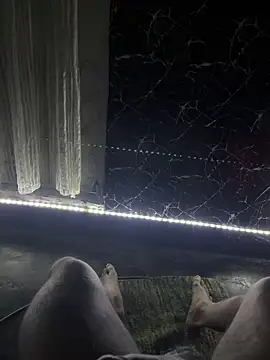 Snapshot of mikemacluffy chatting on December 19, 2024, 7:18 pm mikemacluffy online show from December 19, 2024, 7:18 pm