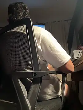 Snapshot of TacosSenpai chatting on October 2, 2025, 5:55 am TacosSenpai online show from October 2, 2025, 5:55 am