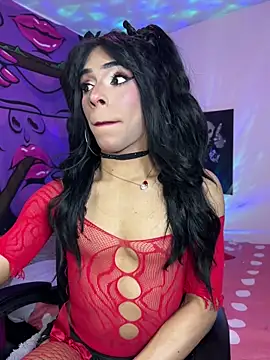 Snapshot of Diana_2003 chatting on November 25, 2025, 4:40 pm Diana 2003 online show from November 25, 2025, 4:40 pm