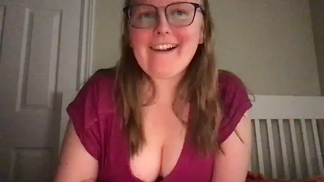 lexie lilacs online show from January 9, 2025, 2:01 am