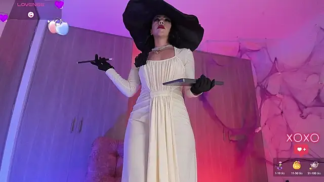 AndreaVelasco online show from October 31, 2025, 6:26 pm