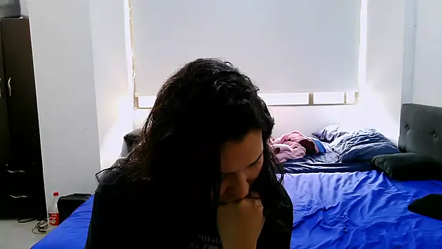 Snapshot of luxandracon23 chatting on October 18, 2025, 3:03 pm luxandracon23 online show from October 18, 2025, 3:03 pm