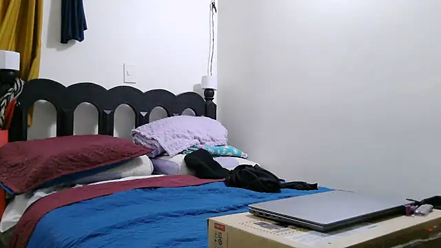 Snapshot of luxandracon23 chatting on March 26, 2026, 3:32 pm luxandracon23 online show from March 26, 2026, 3:32 pm