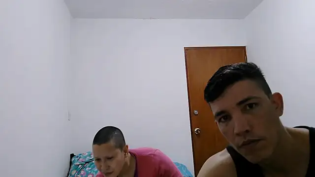 luxandracon23 online show from November 27, 2025, 12:00 am